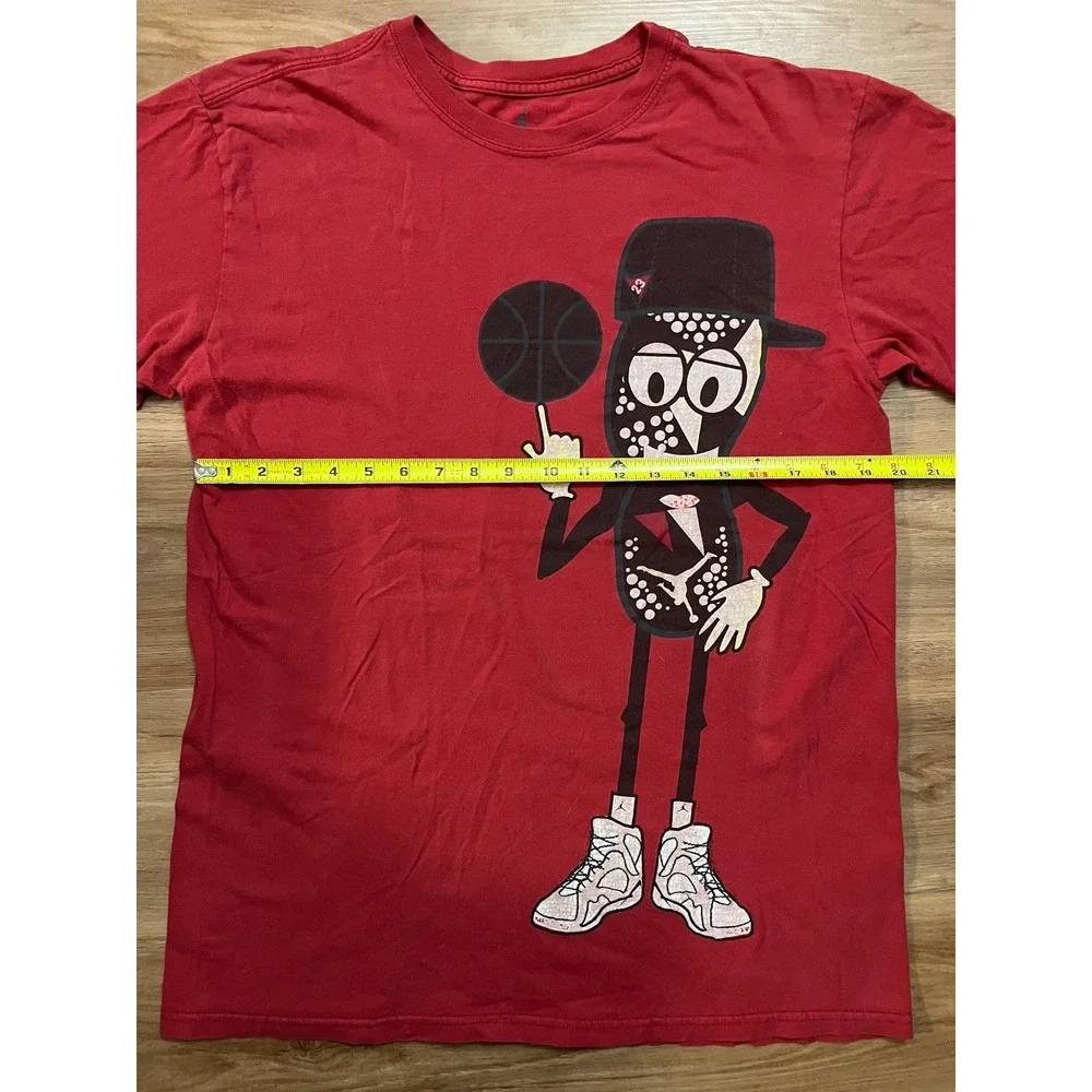 Nike Air Jordan Peanut With Basketball T Shirt size LG Retro Sneaker‎ Tee
